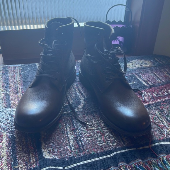 Frye Women’s Arkansas Mid Lace Boot - Picture 2 of 8